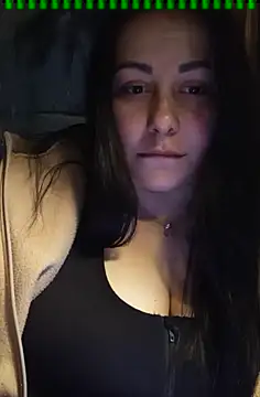Snapshot of DaisyStreet chatting on February 17, 6:17 pm DaisyStreet online show from February 17, 6:17 pm