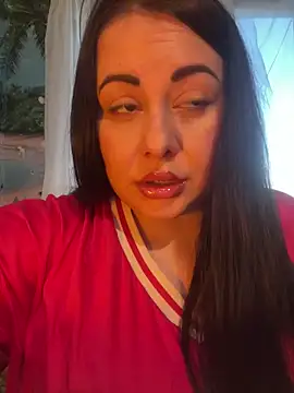 DaisyStreet online show from April 5, 4:35 pm