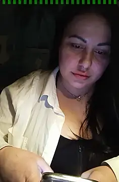 Snapshot of DaisyStreet chatting on February 27, 8:42 pm DaisyStreet online show from February 27, 8:42 pm