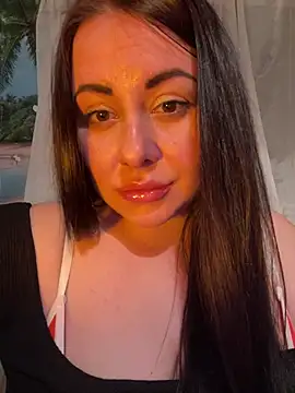 DaisyStreet online show from March 28, 8:32 pm