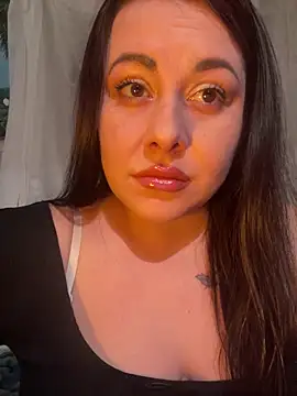 DaisyStreet online show from March 31, 6:43 pm