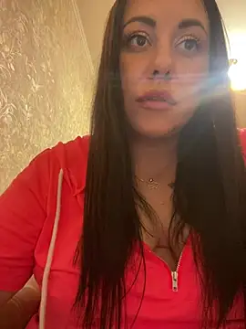 Snapshot of DaisyStreet chatting on July 3, 8:59 pm DaisyStreet online show from July 3, 8:59 pm