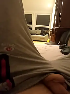 Snapshot of victortt chatting on March 13, 8:54 pm victortt online show from March 13, 8:54 pm