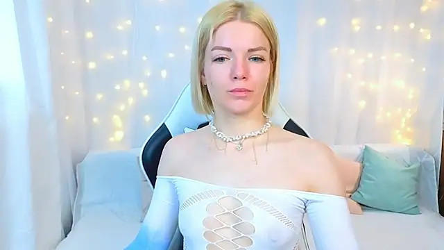 Lily Daviss online show from May 12, 2:52 am