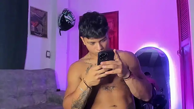 Dominic Biker   online show from April 28, 12:42 am