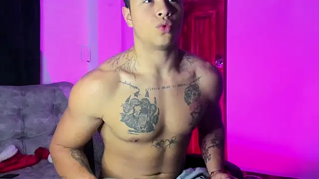 Dominic Biker   online show from December 18, 12:27 am