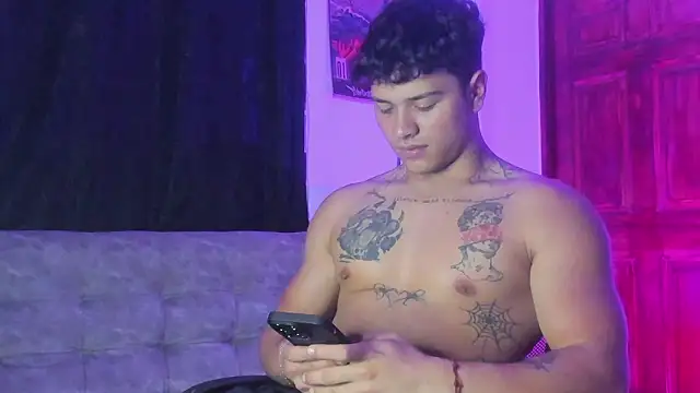 Dominic Biker   online show from February 24, 4:46 am