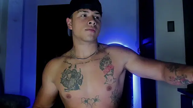 Dominic Biker   online show from May 31, 3:45 am