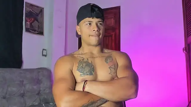 Dominic Biker   online show from April 15, 7:25 am