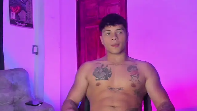 Dominic Biker   online show from February 21, 1:51 am