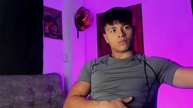 Dominic Biker   online show from January 16, 4:49 am