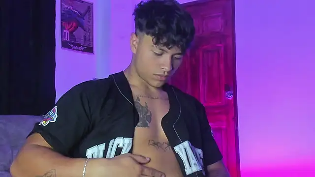 Dominic Biker   online show from March 20, 5:08 am