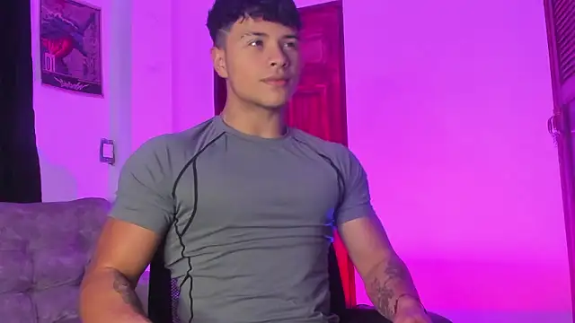 Dominic Biker   online show from February 14, 7:08 am