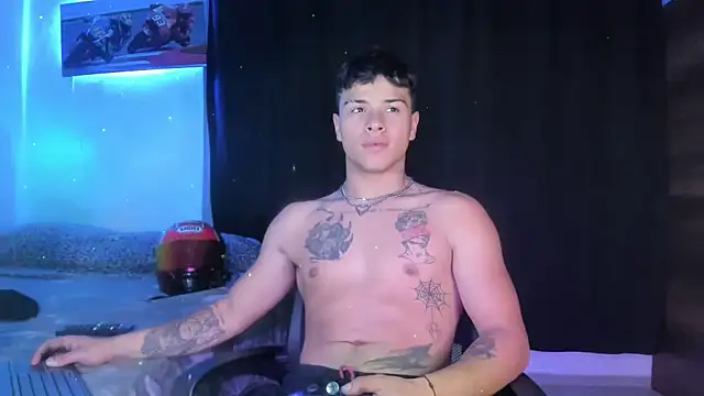 Dominic Biker   online show from December 17, 5:29 am