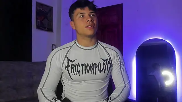 Dominic Biker   online show from May 5, 5:32 am