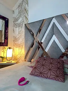 Hannagarces online show from March 28, 11:22 am