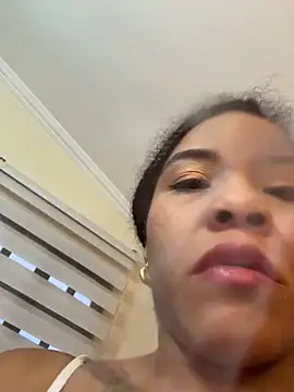 Hannagarces online show from February 11, 11:21 am