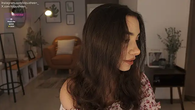 JulietteDee online show from May 1, 7:52 pm