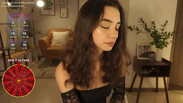 JulietteDee online show from April 3, 9:43 pm