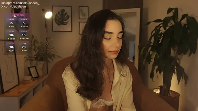 JulietteDee online show from May 11, 9:34 pm