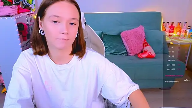 Snapshot of Karen_morris chatting on October 27, 6:31 pm Karen morris online show from October 27, 6:31 pm