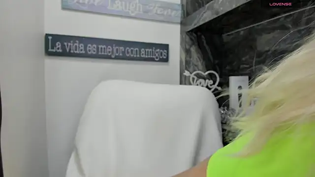 miss danika online show from November 14, 11:03 am