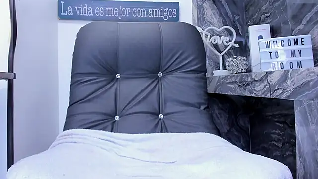 miss danika online show from February 14, 11:10 am