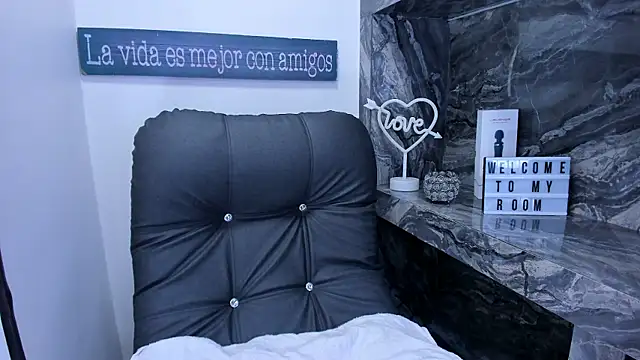 miss danika online show from February 28, 11:10 am