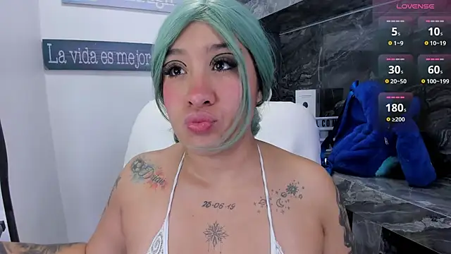 miss danika online show from November 24, 10:59 am