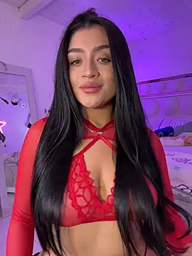 lucianaroy online show from December 1, 7:15 pm