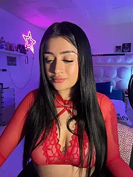 lucianaroy online show from May 28, 3:36 am