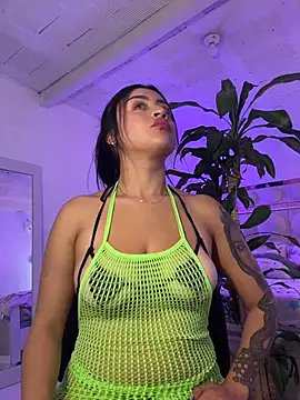 lucianaroy online show from November 27, 10:43 pm