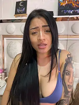 lucianaroy online show from January 31, 2:48 am