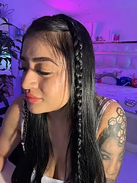 lucianaroy online show from June 1, 8:58 am