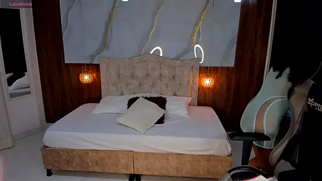 lia 16 online show from March 26, 11:08 am