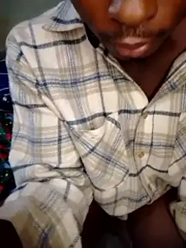 Snapshot of My_World chatting on February 14, 1:44 pm My World online show from February 14, 1:44 pm