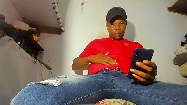 hugo3918  online show from January 5, 11:52 pm