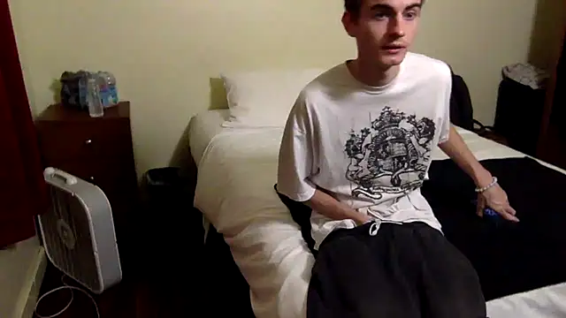 spicylaboi online show from November 29, 10:59 am