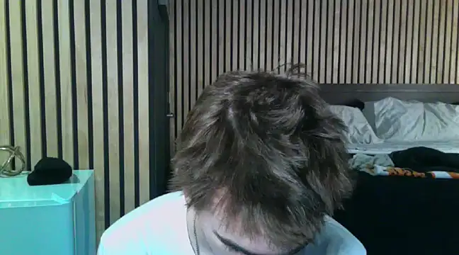 spicylaboi online show from December 2, 12:15 am