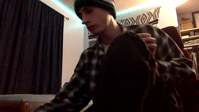 spicylaboi online show from November 24, 2:33 am