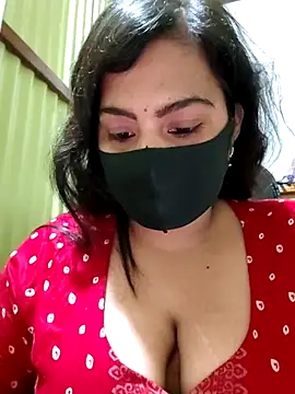 Snapshot of Ritusri_Dotta chatting on May 11, 5:21 pm Ritusri Dotta online show from May 11, 5:21 pm