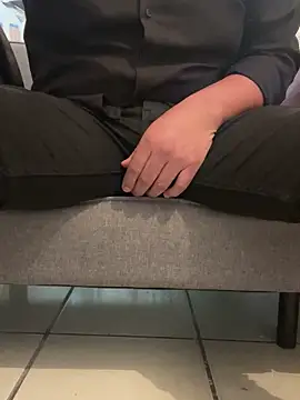 Piscislove online show from February 11, 8:09 pm