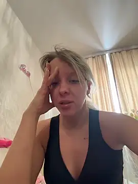 LikaCat online show from March 10, 4:05 am