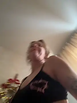 LikaCat online show from January 7, 4:50 am