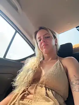 LikaCat online show from April 4, 3:02 am