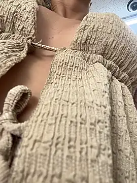 LikaCat online show from April 1, 2:02 am