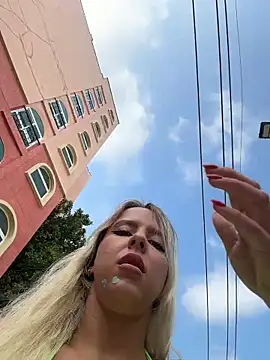 LikaCat online show from April 15, 1:55 am