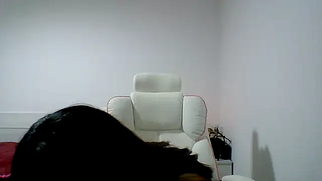 penelopebella online show from March 24, 3:45 pm