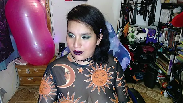 Snapshot of kureiji_hentaii chatting on June 25, 5:12 am kureiji hentaii online show from June 25, 5:12 am