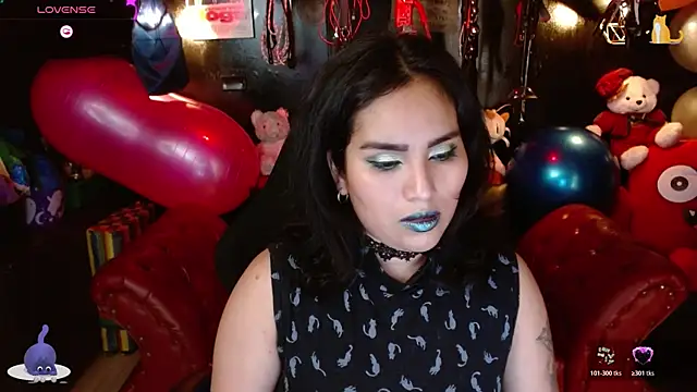 kureiji hentaii online show from November 17, 9:30 pm